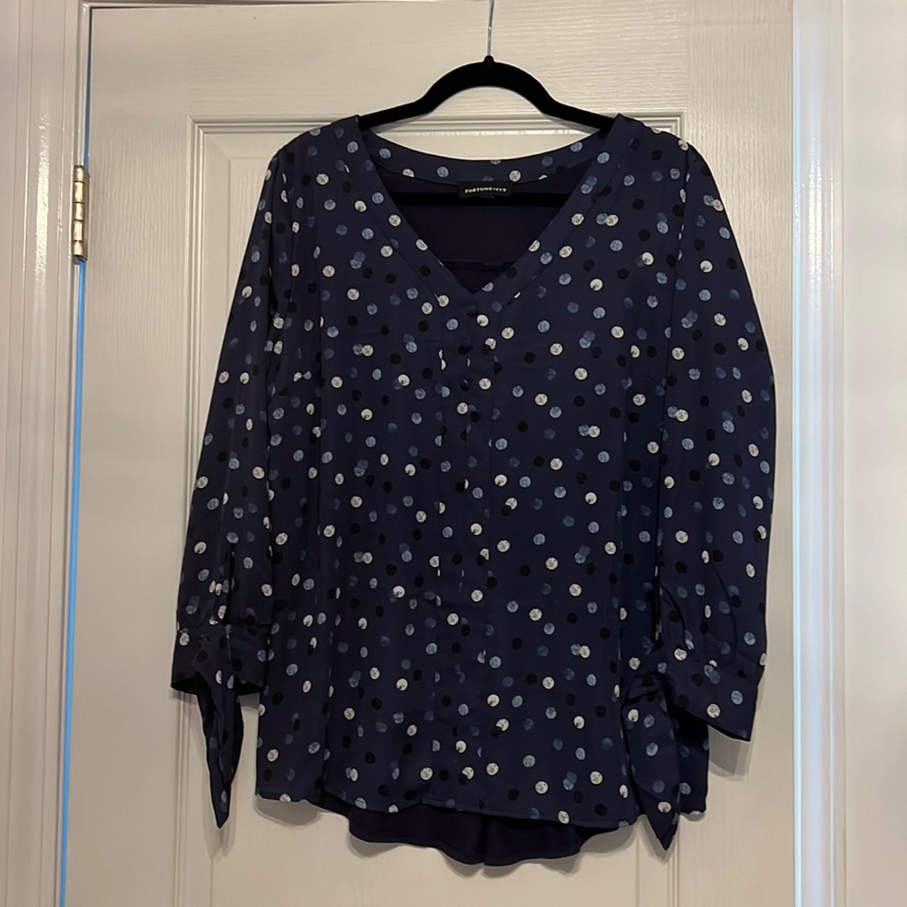 XL navy polka dot blouse.